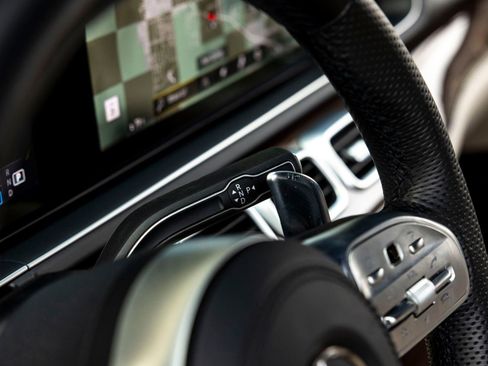 Used 2023 Mercedes-Benz GLS 63 AMG GLS 63 AMG image 19