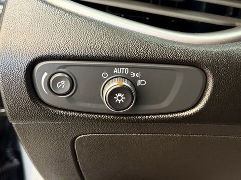 Used 2024 Chevrolet Malibu LT image 29