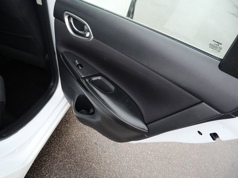 Used 2018 Nissan Sentra SV image 25