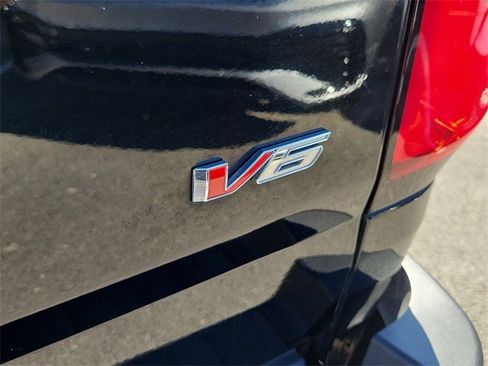 Used 2022 Chevrolet Colorado LT image 9