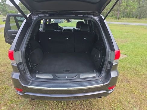 Used 2018 Jeep Grand Cherokee Overland w/ Interior Metal Package image 14