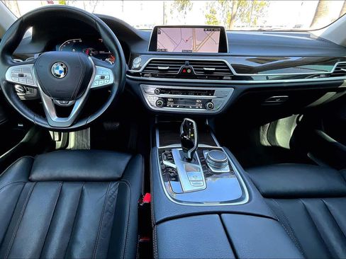 Used 2020 BMW 740i xDrive w/ Cold Weather Package AWD/4WD image 14