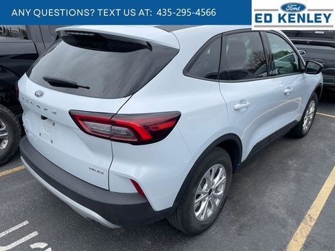 Used 2025 Ford Escape Active image 4