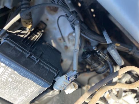 Used 2002 Toyota Land Cruiser Base AWD 4dr SUV image 29