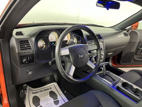 Used 2010 Dodge Challenger R/T RWD image 16