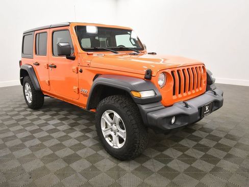 Used 2018 Jeep Wrangler Unlimited Sport S AWD/4WD image 10