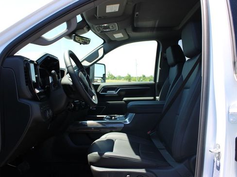 New 2026 Chevrolet Silverado 2500 LTZ w/ LTZ Plus Package AWD/4WD image 26