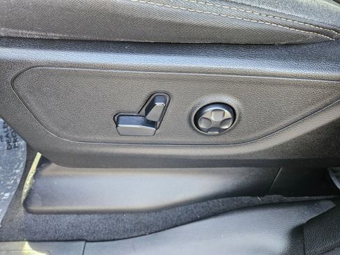 Used 2019 RAM 1500 Big Horn AWD/4WD image 21