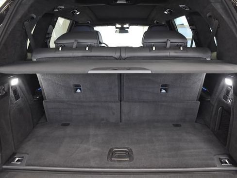 Used 2026 BMW X7 xDrive40i AWD/4WD image 16