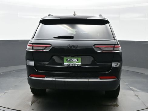 Used 2023 Jeep Grand Cherokee L Altitude image 5
