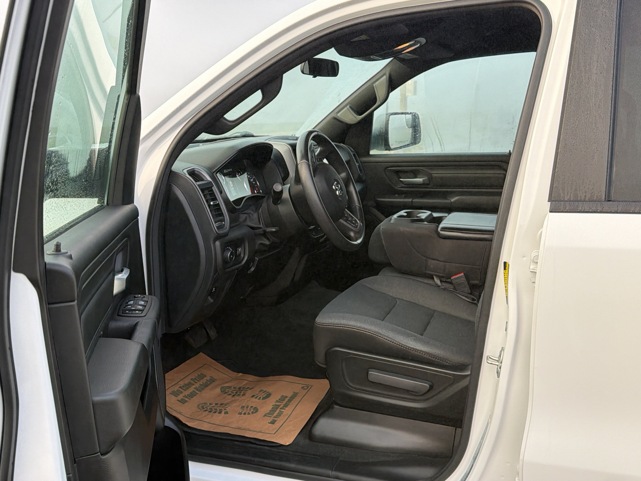 Used 2023 RAM 1500 Tradesman AWD/4WD image 13