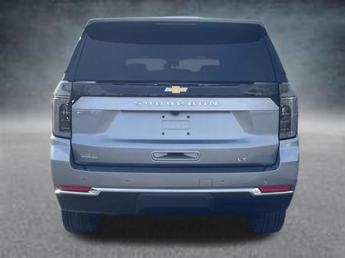 Used 2026 Chevrolet Suburban LT w/ Comfort Package image 24
