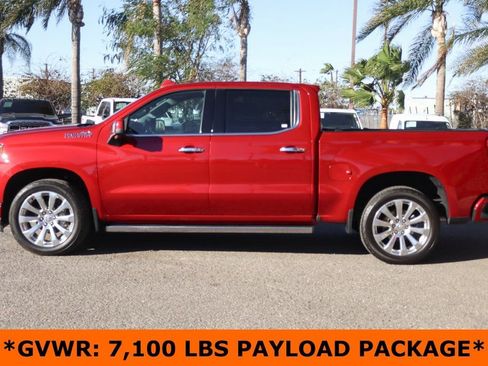 Used 2022 Chevrolet Silverado 1500 High Country w/ Technology Package image 5