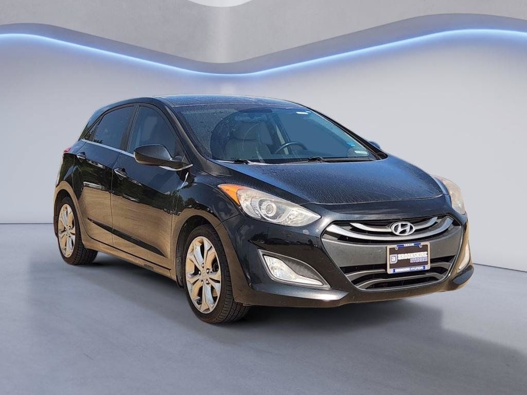 Used 2013 Hyundai Elantra GT w/ Touch & Go Pkg FWD image 3