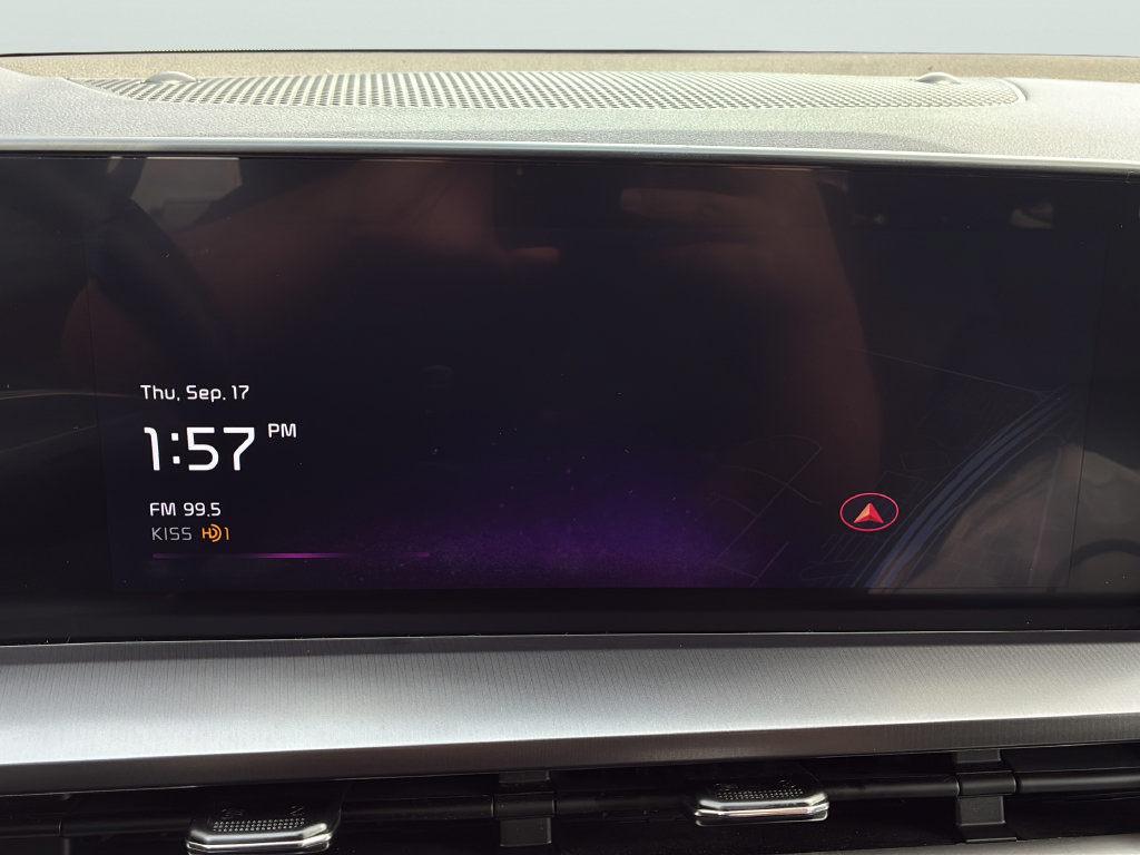 Used 2025 Kia Telluride S FWD image 20