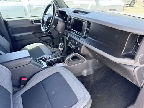 Used 2023 Ford Bronco Big Bend AWD/4WD image 4
