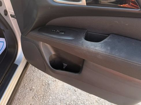 Used 2017 Nissan Pathfinder S FWD image 25