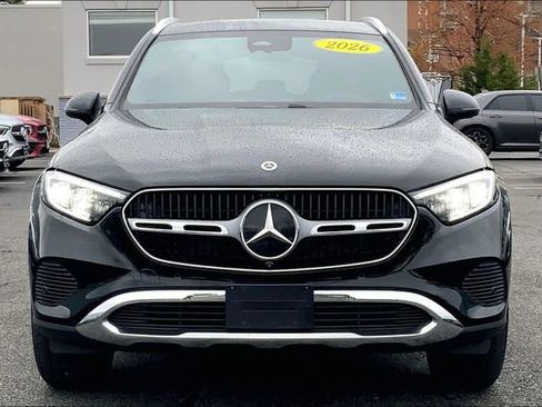 Used 2026 Mercedes-Benz GLC 300 4MATIC image 2