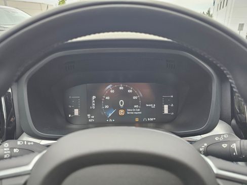 Used 2019 Volvo XC60 T6 Momentum w/ Premium Package AWD/4WD image 26