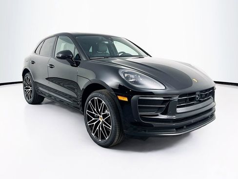 New 2026 Porsche Macan image 7