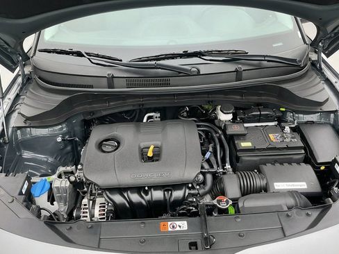 Used 2025 Kia Soul LX w/ LX Technology Package FWD image 29