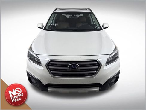 Used 2017 Subaru Outback 2.5i Touring w/ Popular Package #5A image 9