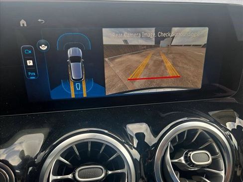 New 2026 Mercedes-Benz GLA 250 image 11
