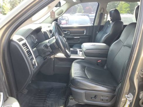 Used 2013 RAM 2500 Laramie w/ Convenience Group AWD/4WD image 10