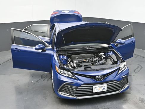 Used 2023 Toyota Camry LE FWD image 42