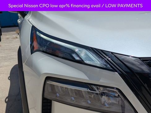 Used 2023 Nissan Rogue SV w/ SV Premium B Package FWD image 10