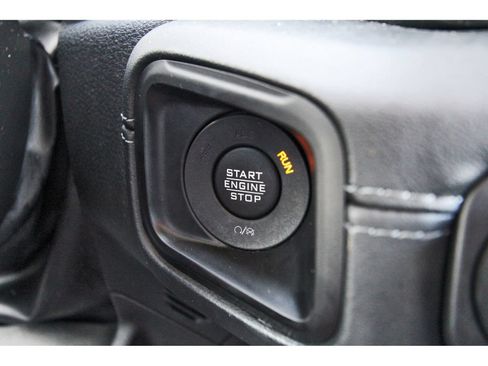Used 2024 Jeep Wrangler Unlimited Sahara w/ Technology Group AWD/4WD image 19