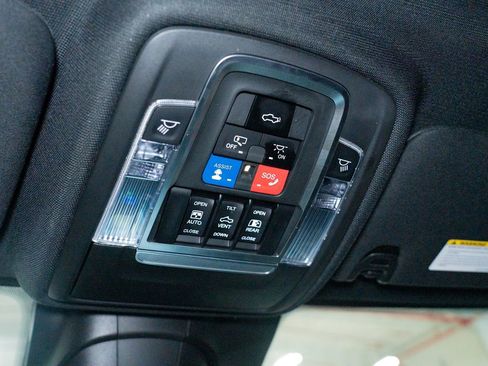 Used 2020 RAM 3500 Limited image 67