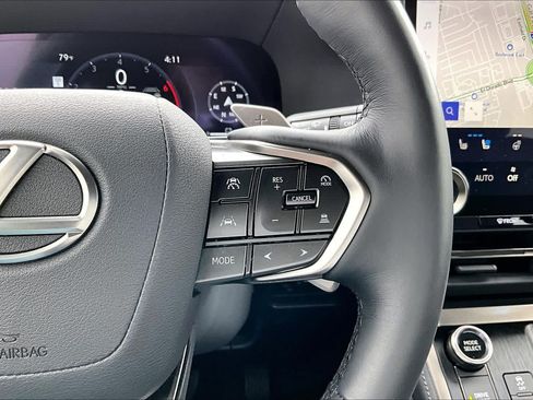 Used 2025 Lexus GX 550 w/ Accessory Package (2T) AWD/4WD image 25