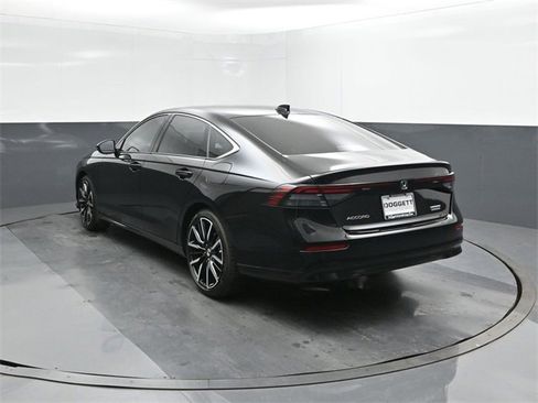 New 2025 Honda Accord Touring image 5