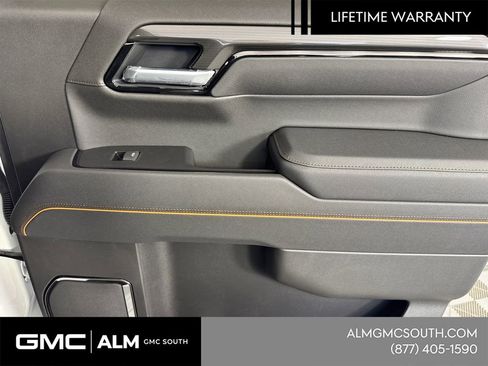 New 2026 GMC Sierra 1500 AT4 w/ AT4 Premium Package image 18