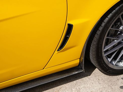 Used 2011 Chevrolet Corvette Z06 w/ Z07 Performance Package RWD image 25