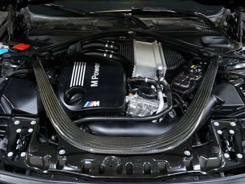 Used 2019 BMW M4 Coupe w/ Competition Package image 43