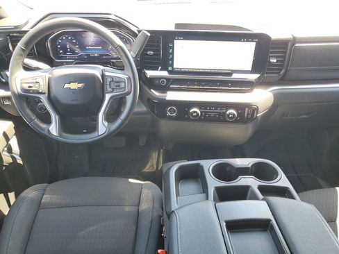 Used 2024 Chevrolet Silverado 1500 LT AWD/4WD image 25
