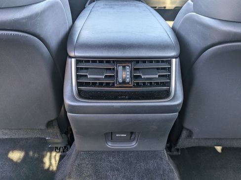 Used 2021 Lexus LS 500 w/ Accessory Package (Z2) image 23