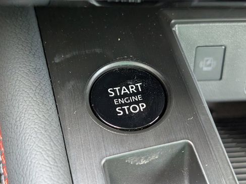 Used 2025 Nissan Kicks SR FWD image 28