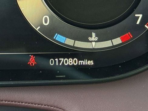 Used 2025 Land Rover Range Rover Sport Dynamic SE image 27