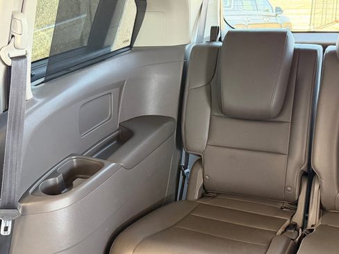 Used 2016 Honda Odyssey Touring Elite image 28