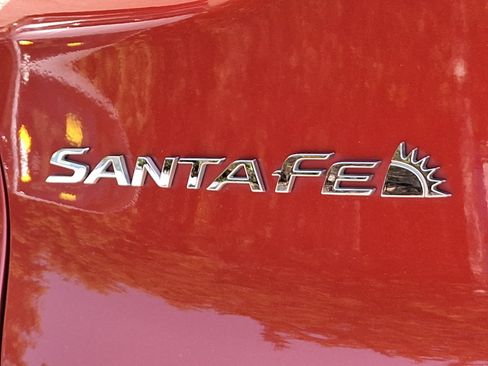 Used 2019 Hyundai Santa Fe AWD image 29
