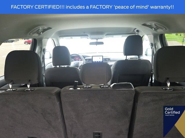 Used 2024 Ford Explorer XLT AWD/4WD image 17