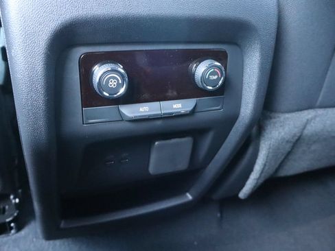 New 2027 Chevrolet Traverse LT w/ Enhanced Driving Package AWD/4WD image 28