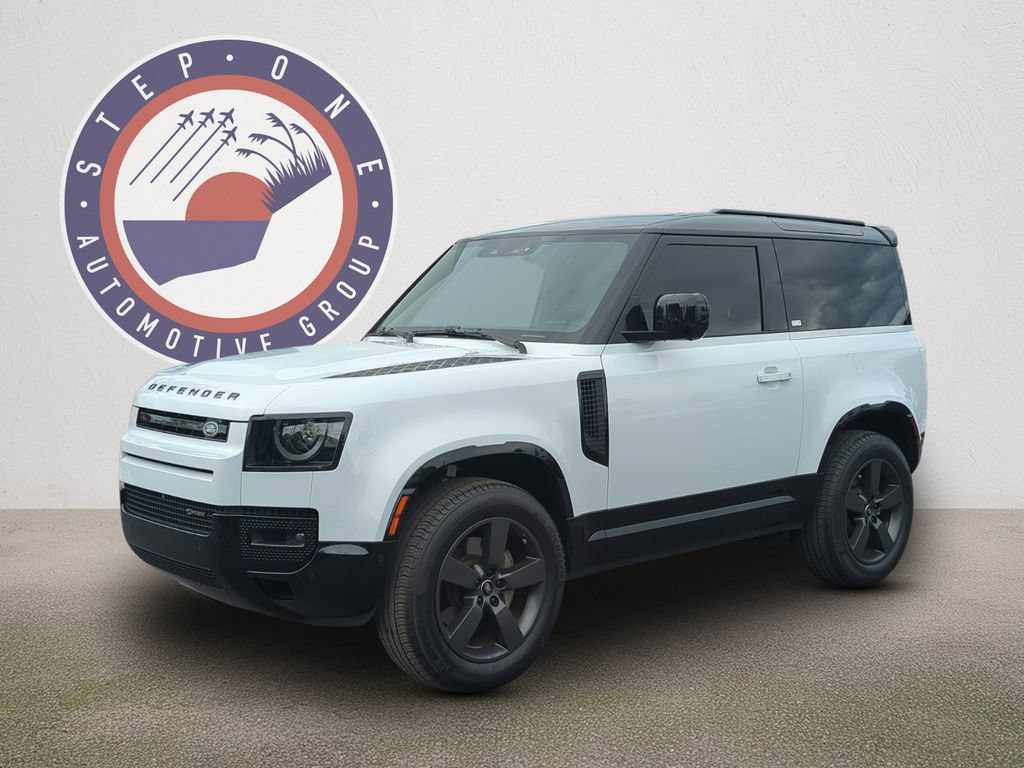 Used 2023 Land Rover Defender 90 X-Dynamic SE AWD/4WD image 1