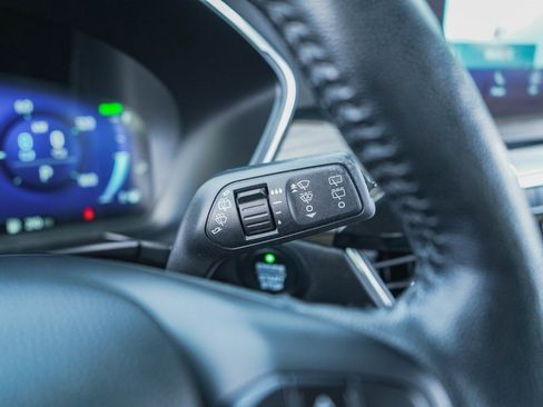 Used 2020 Ford Escape Titanium w/ Titanium Premium Package 2.0 image 15