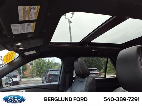 Used 2021 Ford Explorer ST w/ Equipment Group 401A AWD/4WD image 14