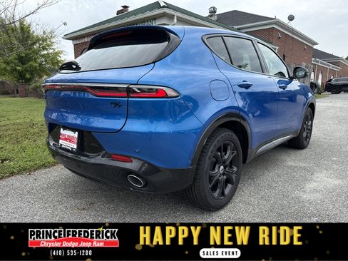 New 2024 Dodge Hornet R/T Plus w/ Tech Pack Plus w/o Parking image 3