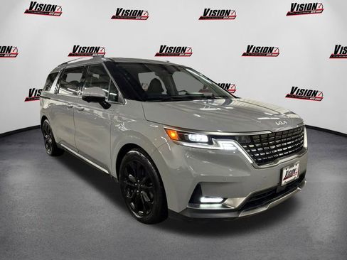 Certified 2024 Kia Carnival SX Prestige image 3